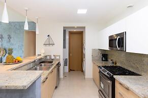 The Charming Condo by Acomodo