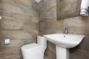 Casa Portales by Acomodo Buenaventura