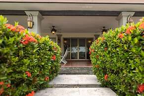 Casa Portales by Acomodo Buenaventura