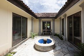 Casa Portales by Acomodo Buenaventura