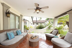 Casa Portales by Acomodo Buenaventura