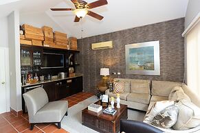 Casa Portales by Acomodo Buenaventura