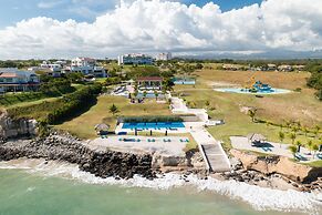 The Penthouse by Acomodo