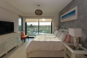 The Penthouse by Acomodo