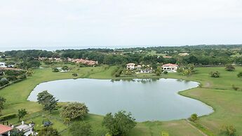 Villa Encanto by Acomodo