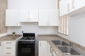 The Farallon Beach Condo by Acomodo