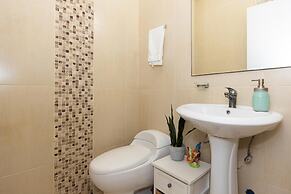 The Farallon Beach Condo by Acomodo