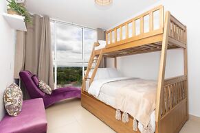 The Farallon Beach Condo by Acomodo