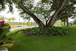 The Couples Condo by Acomodo