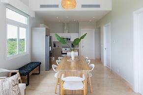 The Couples Condo by Acomodo