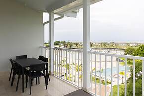 The Couples Condo by Acomodo