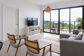 Ourfriends Condo by Acomodo