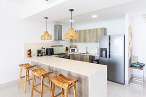 Ourfriends Condo by Acomodo