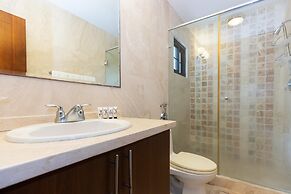 Villa Carisma by Acomodo Vistamar