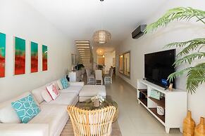 Villa Rossana by Acomodo