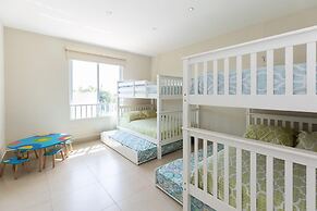 Villa Rossana by Acomodo