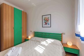 Houses and Apts. in Albarella 24882