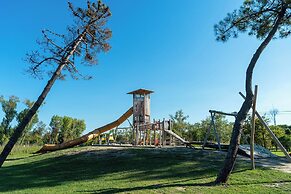 Houses and Apts. in Albarella 24882