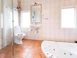 Nice Room With Free Breakfast, Spa Bath