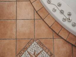 Nice Room With Free Breakfast, Spa Bath