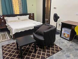 Sunrise Suites and Resturant