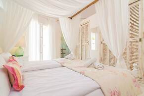 Casa Bel in Son Serra de Marina