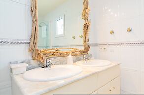 Casa Bel in Son Serra de Marina