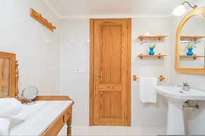 Can Salvador in Moscari