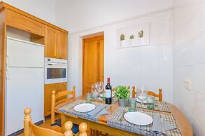 Can Damia in S Arrac