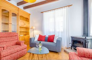 Can Damia in S Arrac