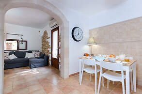 Cas Pati Son Moja in Santa y