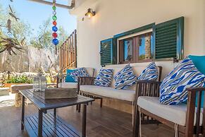 Cas Pati Son Moja in Santa y