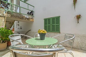 Cas Roig in Mancor de la Vall