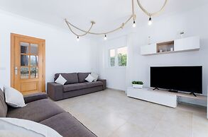 Dones D Aigua 11 in Urbanitzaci s Estanyol