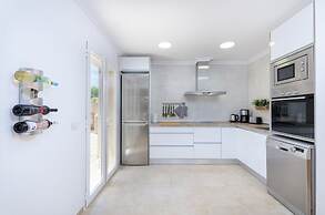 Dones D Aigua 11 in Urbanitzaci s Estanyol