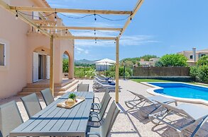 Dones D Aigua 11 in Urbanitzaci s Estanyol