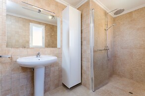 Dones D Aigua 11 in Urbanitzaci s Estanyol