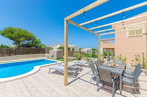 Dones D Aigua 11 in Urbanitzaci s Estanyol