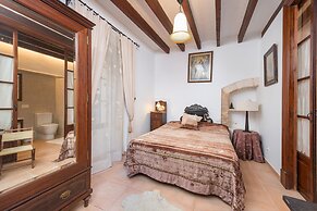 Can Vallori in Sencelles