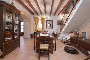 Can Vallori in Sencelles