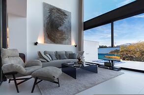 Montblau in Buger With 4 Bedrooms and 5 Bathrooms