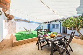 Ca Na Dora in Santany