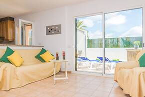 Goixa in Lloseta With 3 Bedrooms and 2 Bathrooms