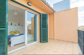 Goixa in Lloseta With 3 Bedrooms and 2 Bathrooms