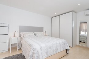 Luisamar Sea View in S Illot-cala Morlanda