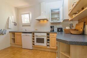 Can Clavell in Urbanitzaci Montferrutx