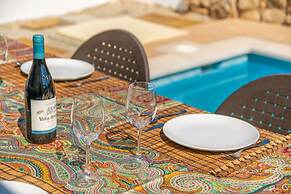 Can Clavell in Urbanitzaci Montferrutx