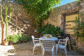 Es Mol Can Torres in Sineu