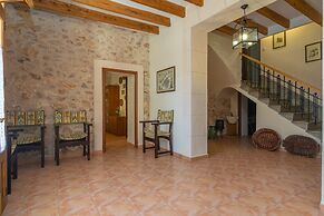 Es Mol Can Torres in Sineu