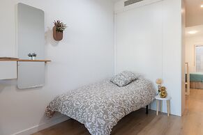 Maria Tubau in M Laga